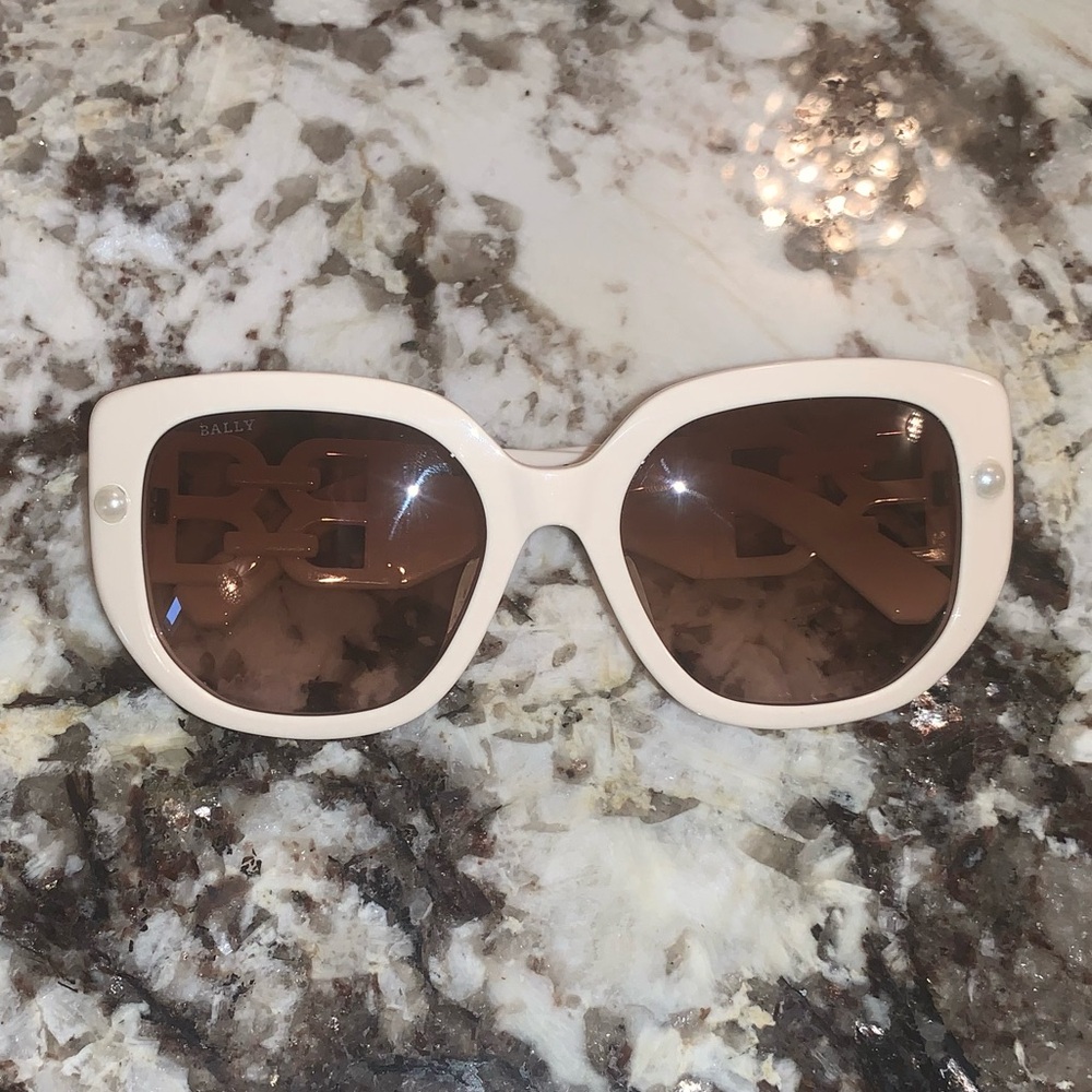 BALLY Cream Colored Double B Oversized Sunglasses